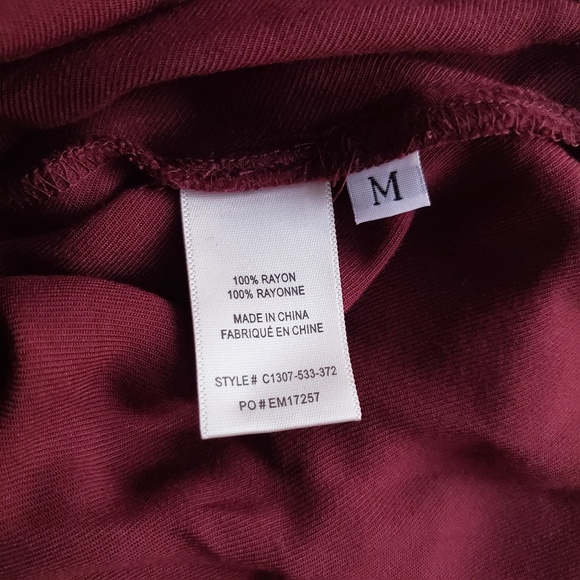 Cloth & Stone Cold Shoulder Blouse - Picture 5 of 6